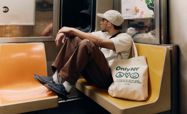 All Gender UNEEK Grey Sandal | Men KEEN Shoes