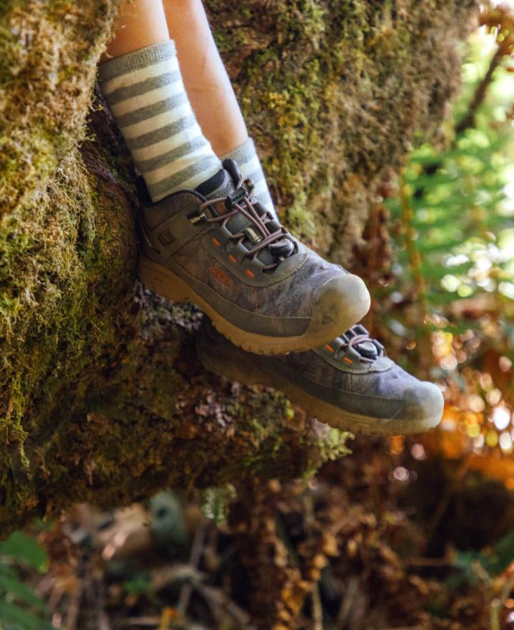 Big Kid Vented Turqouise Hiking Sneakers - Targhee Sport | Kids KEEN Shoes