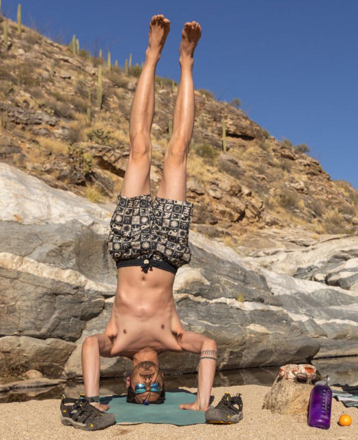 Newport H2 Martini Olive/Prism Closed Toe Sandal | Men KEEN Hike