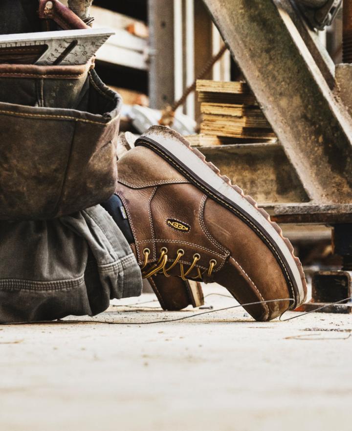 Waterproof Carbon-Fiber Toe Boots - Cincinnati 6" | Men KEEN Boots