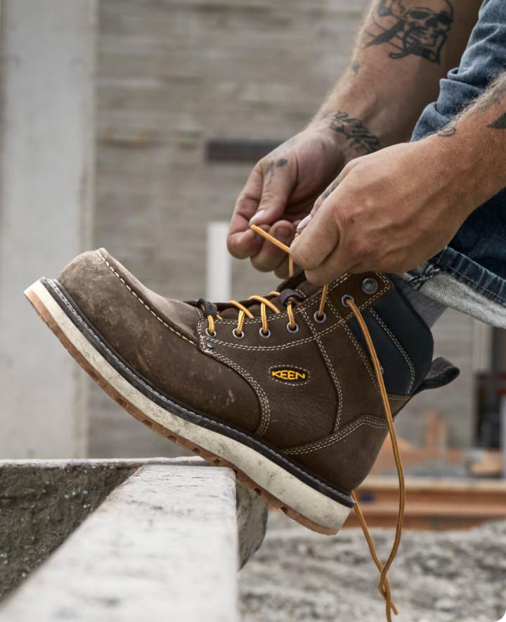 Waterproof Carbon-Fiber Toe Boots - Cincinnati 6" | Men KEEN Boots