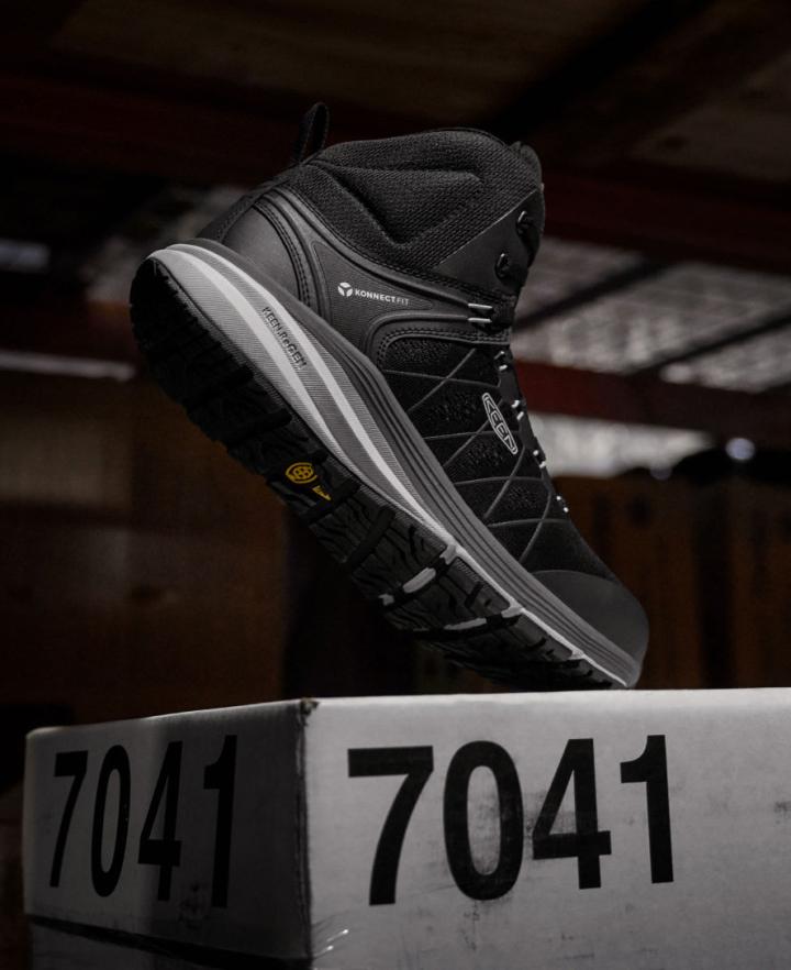 Work Sneakers - Vista Energy Mid | Women KEEN Boots