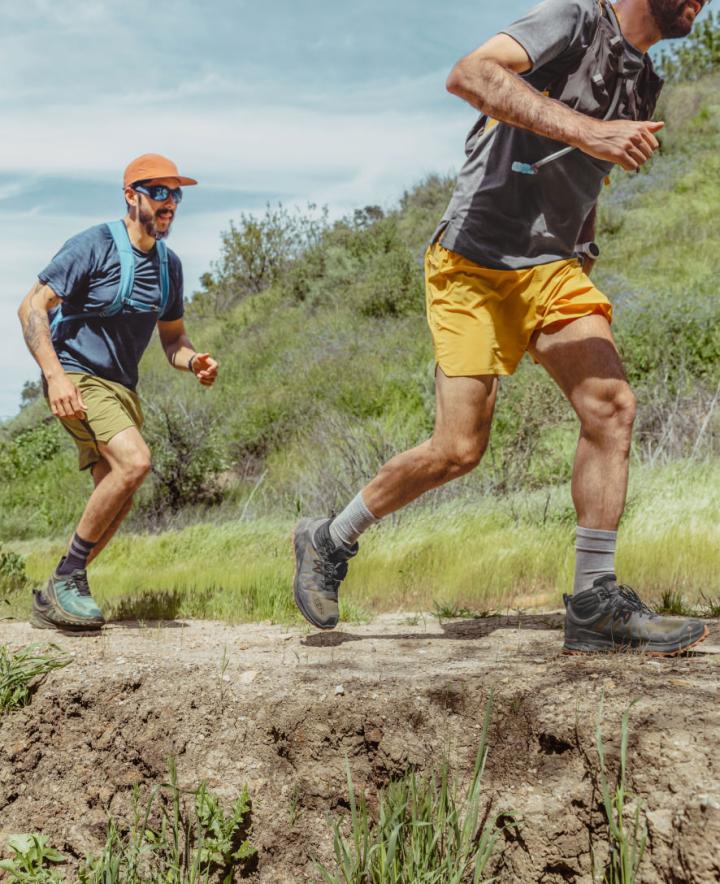 Zionic Mid Height Waterproof Hiking Boot | Men KEEN Boots